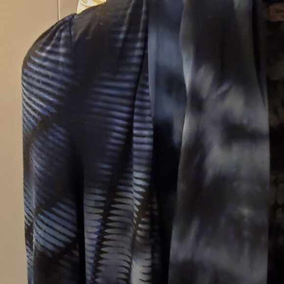 One World Tie Dye Cardigan - Picture 2 of 10